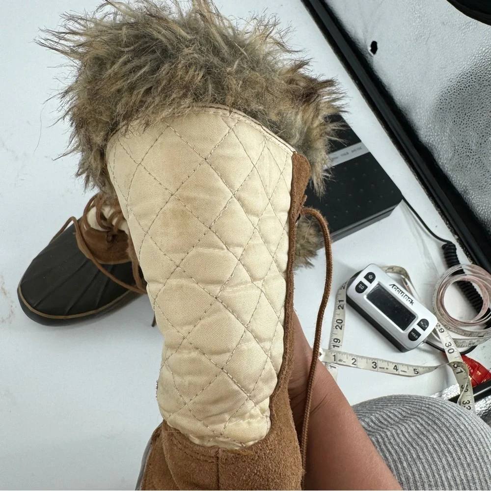 Khombu faux fur winter boots